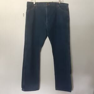 Wrangler Jeans Men's SZ. 42 X 32 Western Cowboy Denim 100% Cotton 13MWZPW